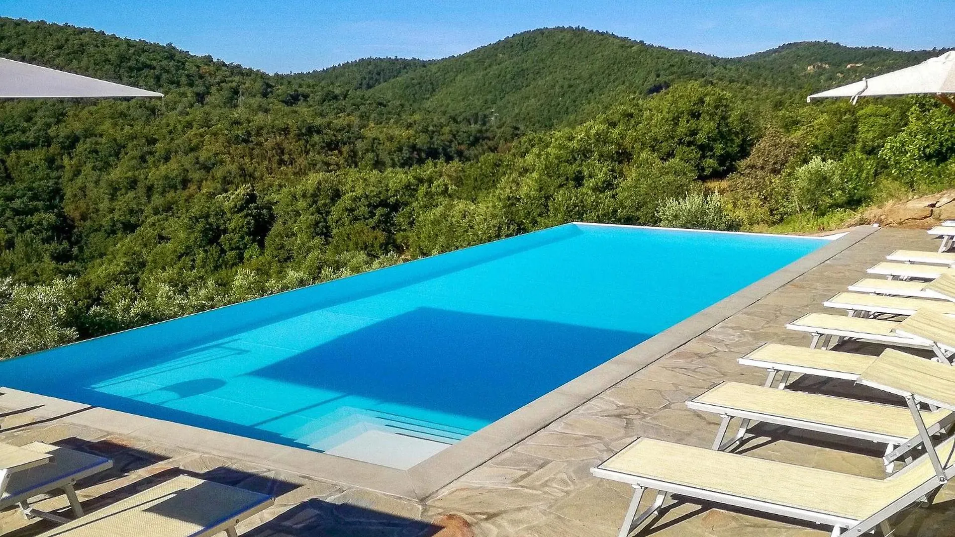 Cozy Apartment In Ponte Alla Piera With Wifi Galbino